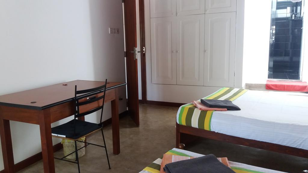 Majestic Apartments Nawala エクステリア 写真